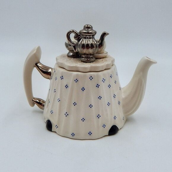 Cardew Design Victorian Tea Time 4 Inch Porcelain Teapot Made in England - Picture 3 of 12